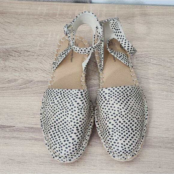 Time and Tru Sz 7 Ankle Strap Espadrille Flat Slip On Sandals Tan w/ Black Dots - Picture 7 of 9